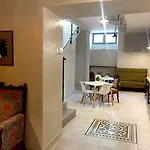 מלון דירות Oki Doki Old Town