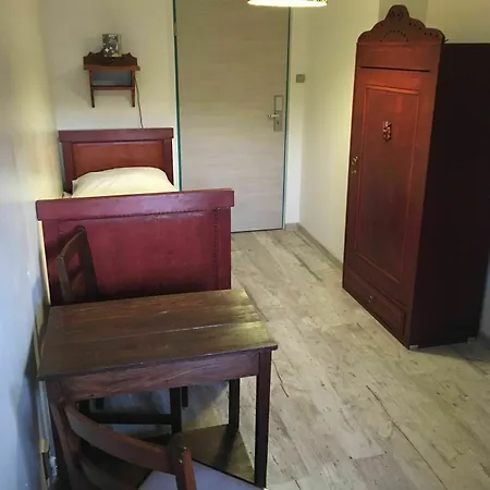 Oki Doki Old Town 4*