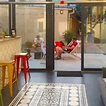 Oki Doki Old Town Apartahotel 4*
