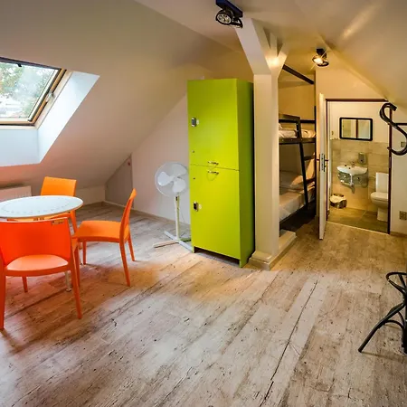 Hotel apartamentowy Oki Doki Old Town 2*