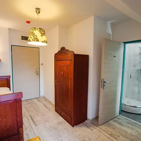 Oki Doki Old Town 4* Varsavia