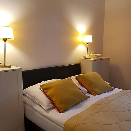 Oki Doki Old Town Aparthotel Varšava