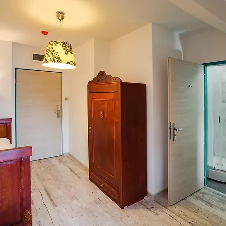 Oki Doki Old Town Bed & Breakfast 2*