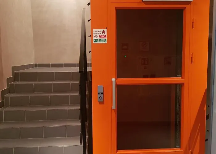 Oki Doki Old Town Apartahotel 4*