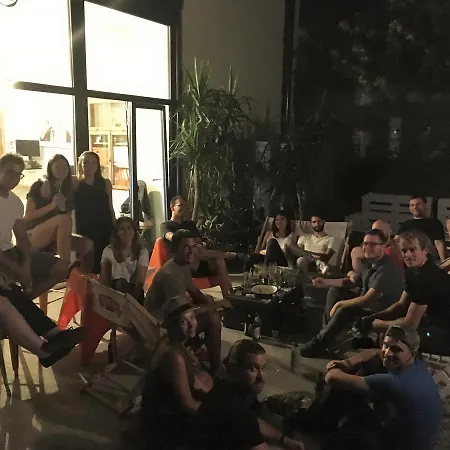 Ξενοδοχείο με διαμερίσματα Oki Doki Old Town